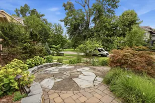 1010 Baldwin Ave, Ann Arbor, MI 48104 - Photo 2