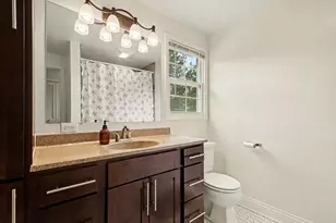 1446 Mapleview St SE, Kentwood, MI 49508 - Photo 14