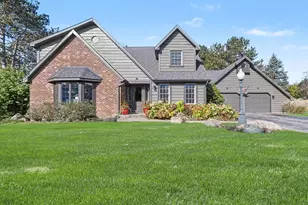 129 Minges Hills Dr, Battle Creek, MI 49015 - Photo 1