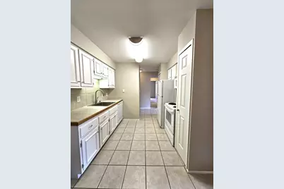 739 W Maple Road, Clawson, MI 48017 - Photo 6