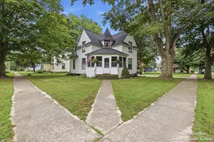 432 N Maple St, Hopkins, MI 49328 - Photo 2