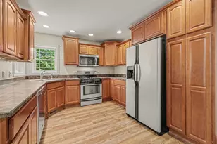 1294 Chalmers Dr, Battle Creek, MI 49015 - Photo 6