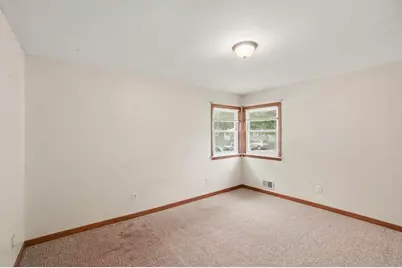 1632 Chapel Street SW, Wyoming, MI 49519 - Photo 16