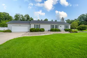 2199 Broadway, Benton Harbor, MI 49022 - Photo 1