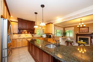 2280 Ivy Hill Dr, Commerce Township, MI 48382 - Photo 12