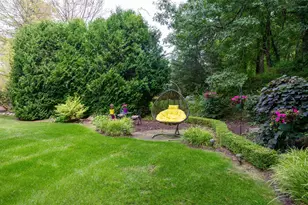 2280 Ivy Hill Dr, Commerce Township, MI 48382 - Photo 4