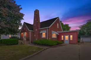 1209 Napier Ave, Saint Joseph, MI 49085 - Photo 1