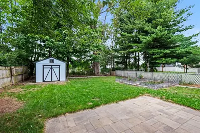 933 Benjamin Avenue NE, Grand Rapids, MI 49503 - Photo 16