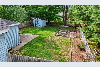 933 Benjamin Avenue NE, Grand Rapids, MI 49503 - Photo 14