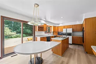 236 N Berkshire Rd, Bloomfield Hills, MI 48302 - Photo 8