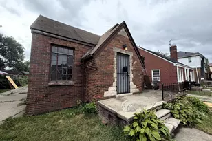 10089 Britain St, Detroit, MI 48224 - Photo 4