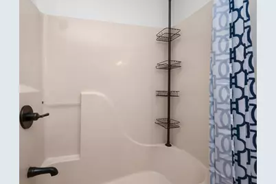 140 Marci Lane, Commerce Township, MI 48382 - Photo 36