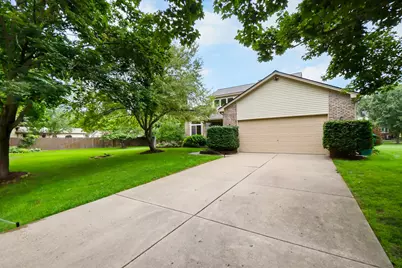 140 Marci Lane, Commerce Township, MI 48382 - Photo 2