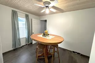 503 Cottage St, Sturgis, MI 49091 - Photo 8