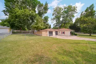 404 Heyser St, Jackson, MI 49203 - Photo 18
