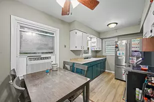 2304 Mapleview Ave, Portage, MI 49024 - Photo 6