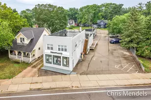 578 S Shore Dr, Holland, MI 49423 - Photo 8