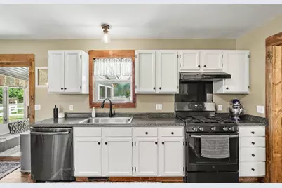 10320 Lincoln Lake Avenue NE, Greenville, MI 48838 - Photo 10