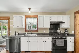 10320 Lincoln Lake Ave NE, Greenville, MI 48838 - Photo 10