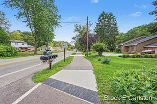 1576 Hendrick Rd, Norton Shores, MI 49441 - Photo 44
