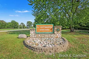 1576 Hendrick Rd, Norton Shores, MI 49441 - Photo 54