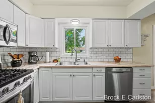 1576 Hendrick Rd, Norton Shores, MI 49441 - Photo 10