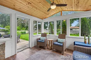 1576 Hendrick Rd, Norton Shores, MI 49441 - Photo 14