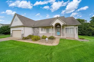 10544 Keane Dr, Grass Lake, MI 49240 - Photo 2