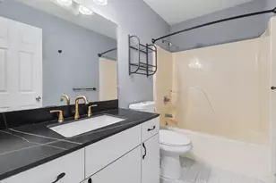 24788 Foxmoor Blvd, Woodhaven, MI 48183 - Photo 24