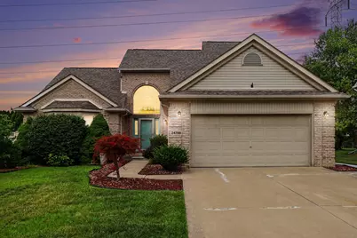24788 Foxmoor Boulevard, Woodhaven, MI 48183 - Photo 1