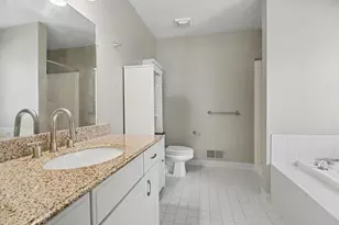 24788 Foxmoor Blvd, Woodhaven, MI 48183 - Photo 18
