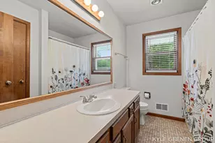 345 Woodland Ave, Holland, MI 49424 - Photo 24