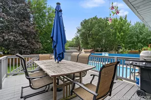 345 Woodland Ave, Holland, MI 49424 - Photo 4