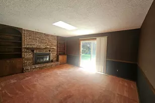 6392 Enola Ave, Kalamazoo, MI 49048 - Photo 4