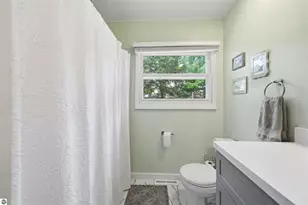 714 Sunset Ln, Cadillac, MI 49601 - Photo 16