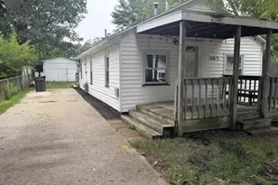 1262 W Langeland Ave, Muskegon, MI 49442 - Photo 1