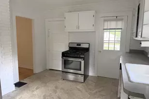 1745 Willis Ave NW, Grand Rapids, MI 49504 - Photo 6