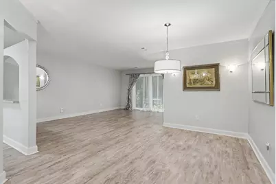 6600 Ridgefield Circle, West Bloomfield, MI 48322 - Photo 8