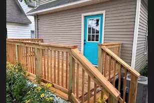 531 Winchester Ave, Saint Joseph, MI 49085 - Photo 2