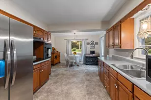 1806 E Winn Rd, Niles, MI 49120 - Photo 6