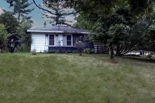 925 Plymouth Ave NE, Grand Rapids, MI 49505 - Photo 6
