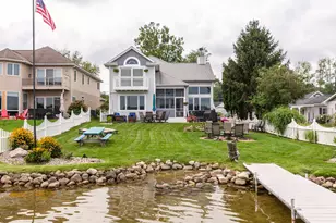 1821 Lakeview Dr, Portage, MI 49002 - Photo 2