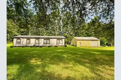 54223 Garrett, Dowagiac, MI 49047 - Photo 4