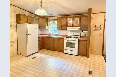 54223 Garrett, Dowagiac, MI 49047 - Photo 6