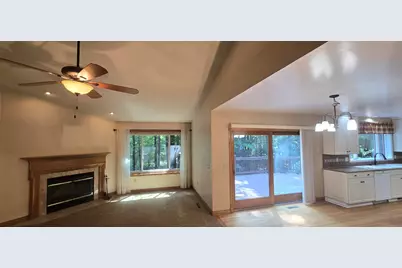 913 W Wellington Court, Norton Shores, MI 49441 - Photo 34