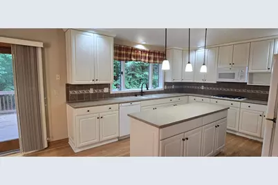 913 W Wellington Court, Norton Shores, MI 49441 - Photo 38