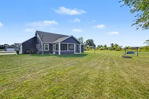 1501 Whitepine Ct, Mount Pleasant, MI 48858 - Photo 24