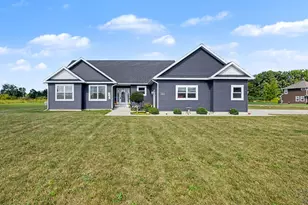 1501 Whitepine Ct, Mount Pleasant, MI 48858 - Photo 2