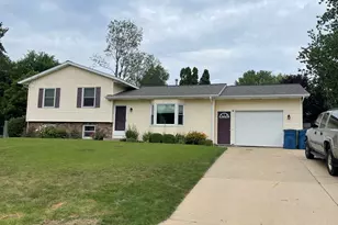 508 Arthur Ct, Middleville, MI 49333 - Photo 34