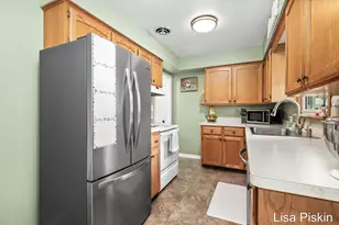 3643 Wyoming Ave SW, Wyoming, MI 49519 - Photo 10